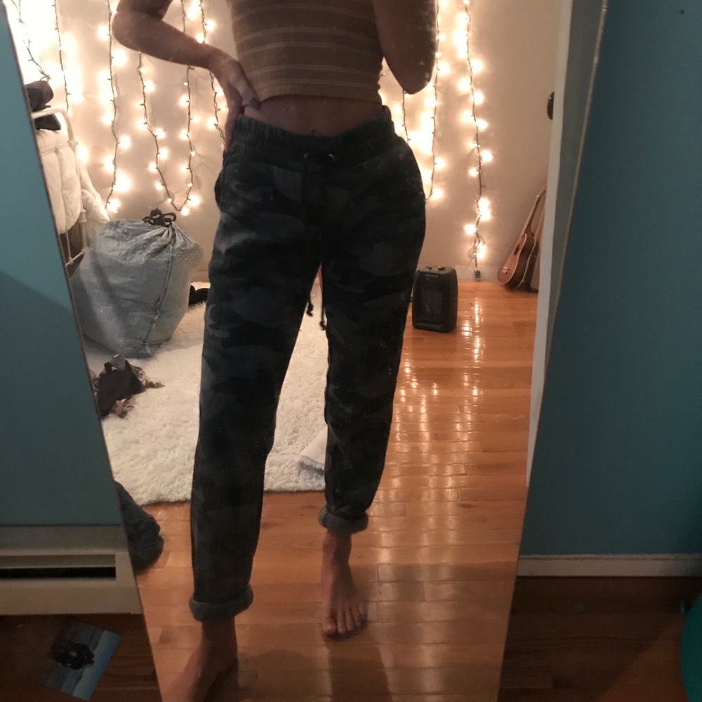 Target green camp sweatpants size XS